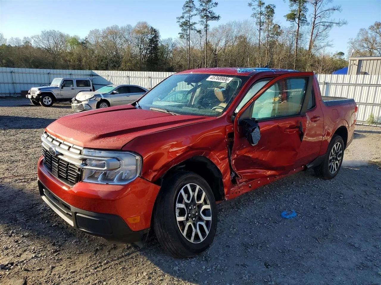 2024 Ford Maverick Lariat Pickup 4D 4 1/2 ft