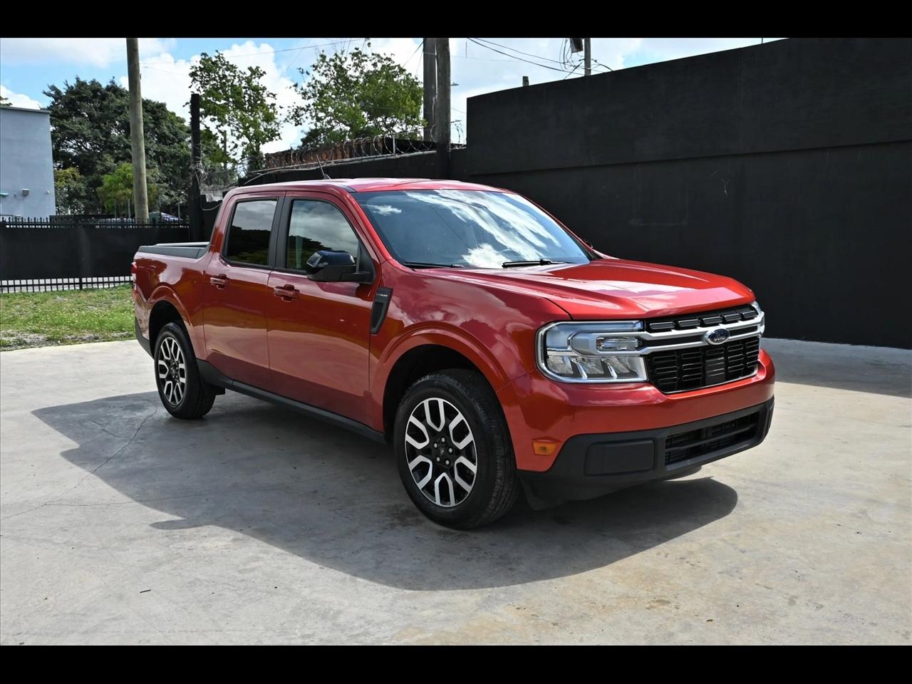2024 Ford Maverick Lariat Pickup 4D 4 1/2 ft