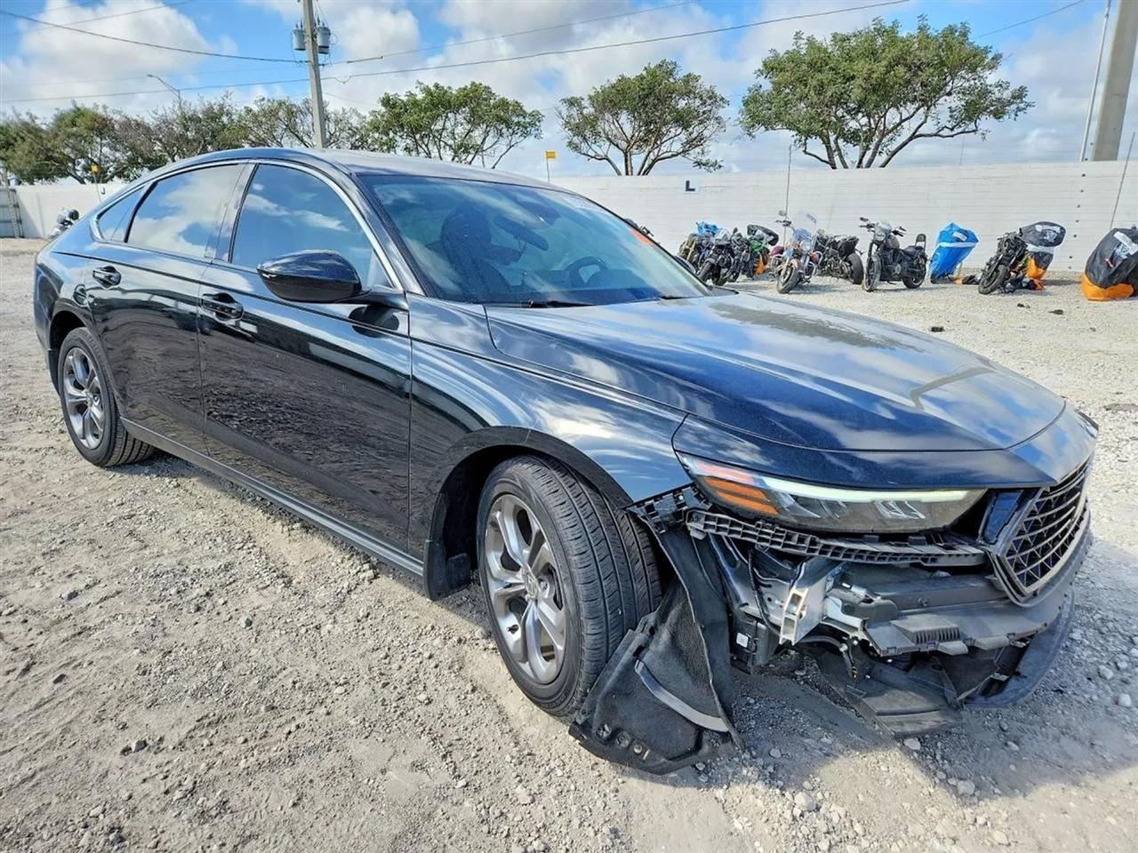 2023 Honda Accord EX Sedan 4D