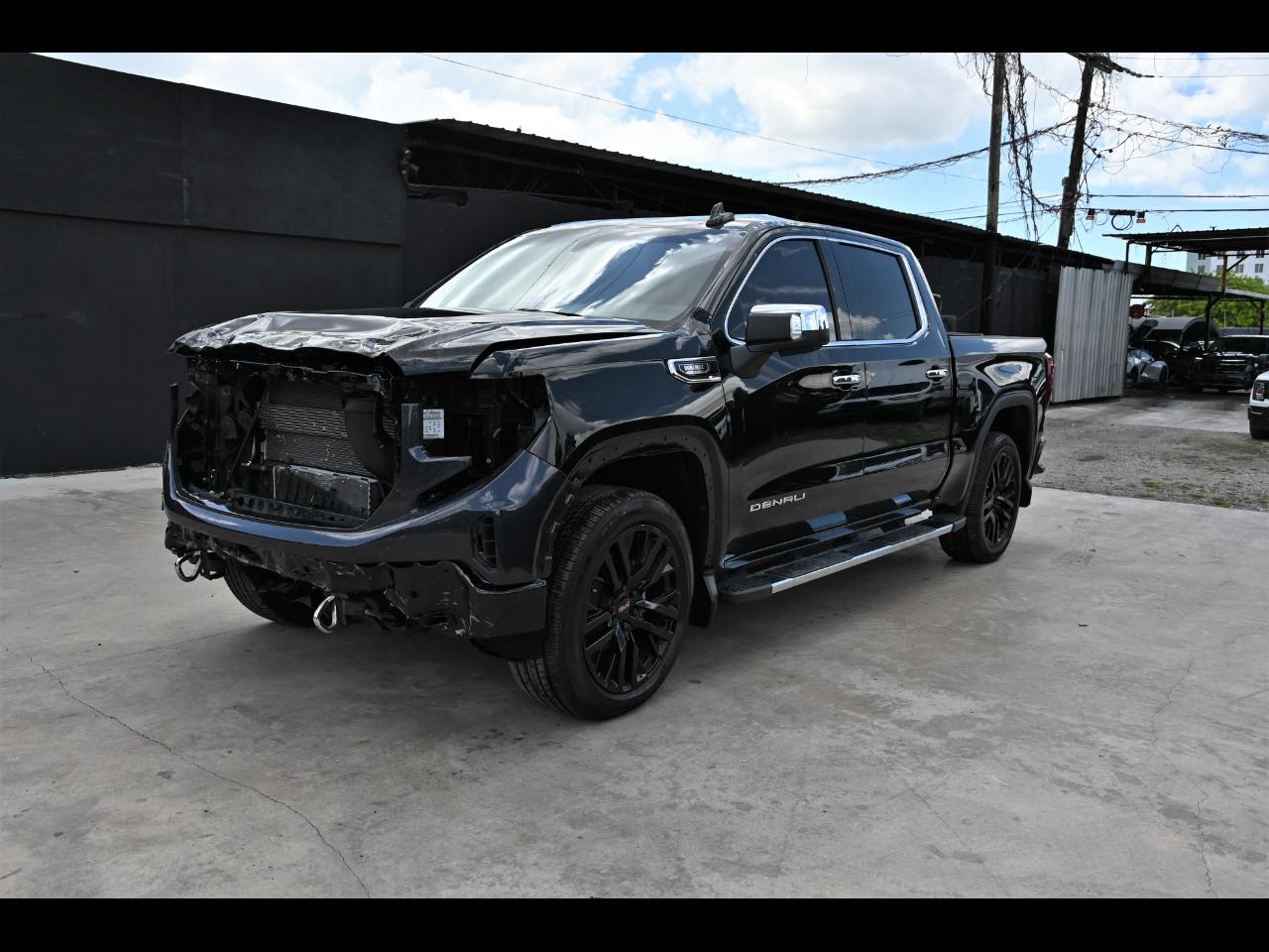 2023 GMC Sierra 1500 Denali Pickup 4D 5 3/4 ft