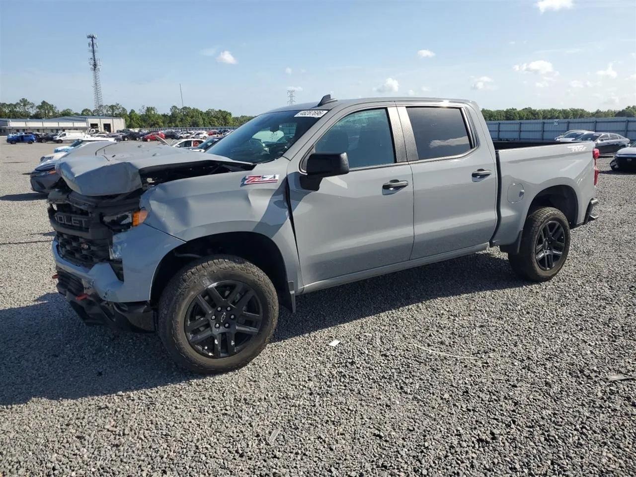 2024 Chevrolet Silverado 1500 Custom Trail Boss Pickup 4D 5 3/4 ft