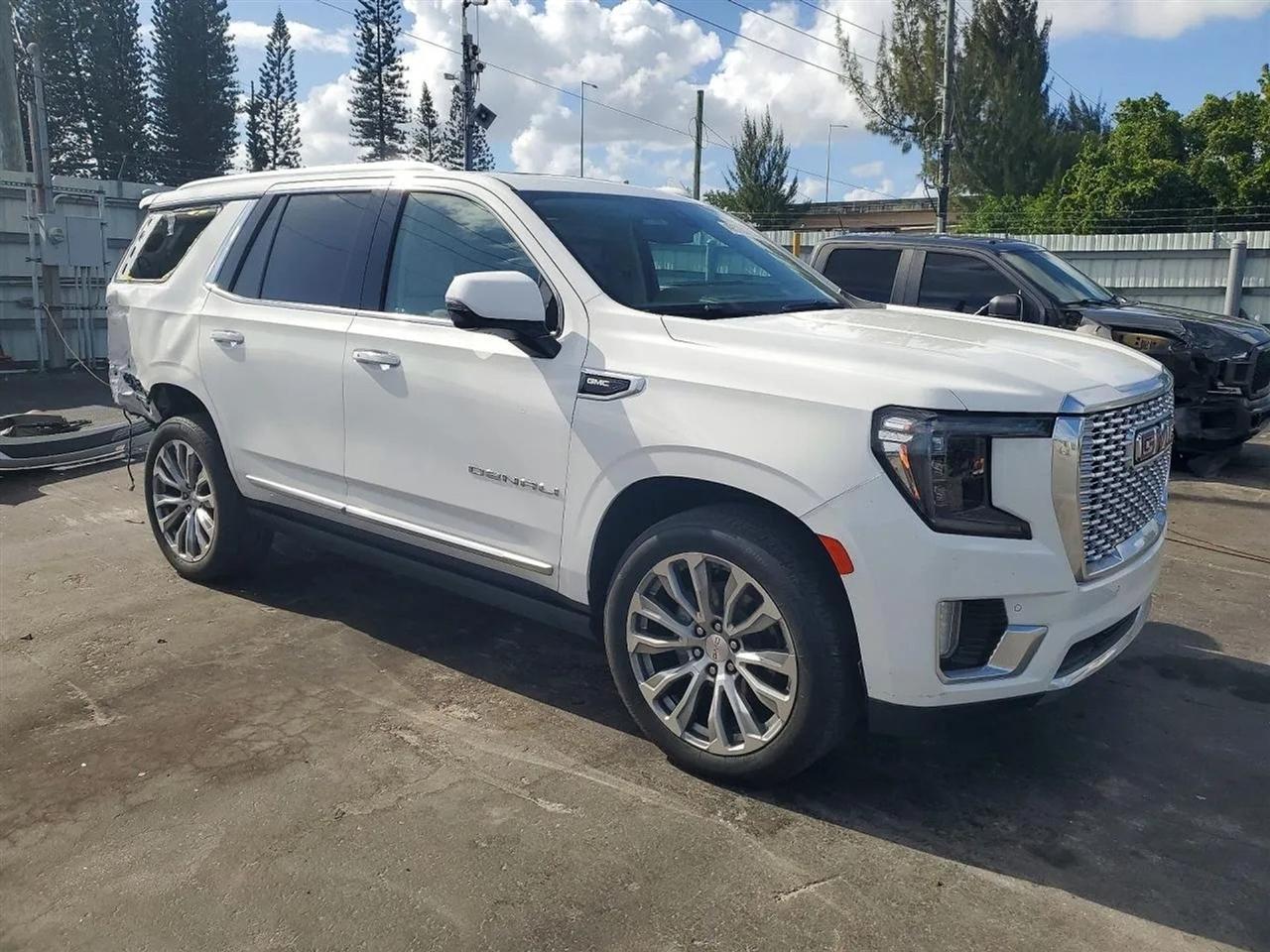 2021 GMC Yukon Denali Sport Utility 4D