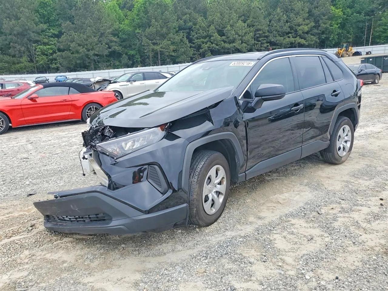 2020 Toyota RAV4 LE Sport Utility 4D
