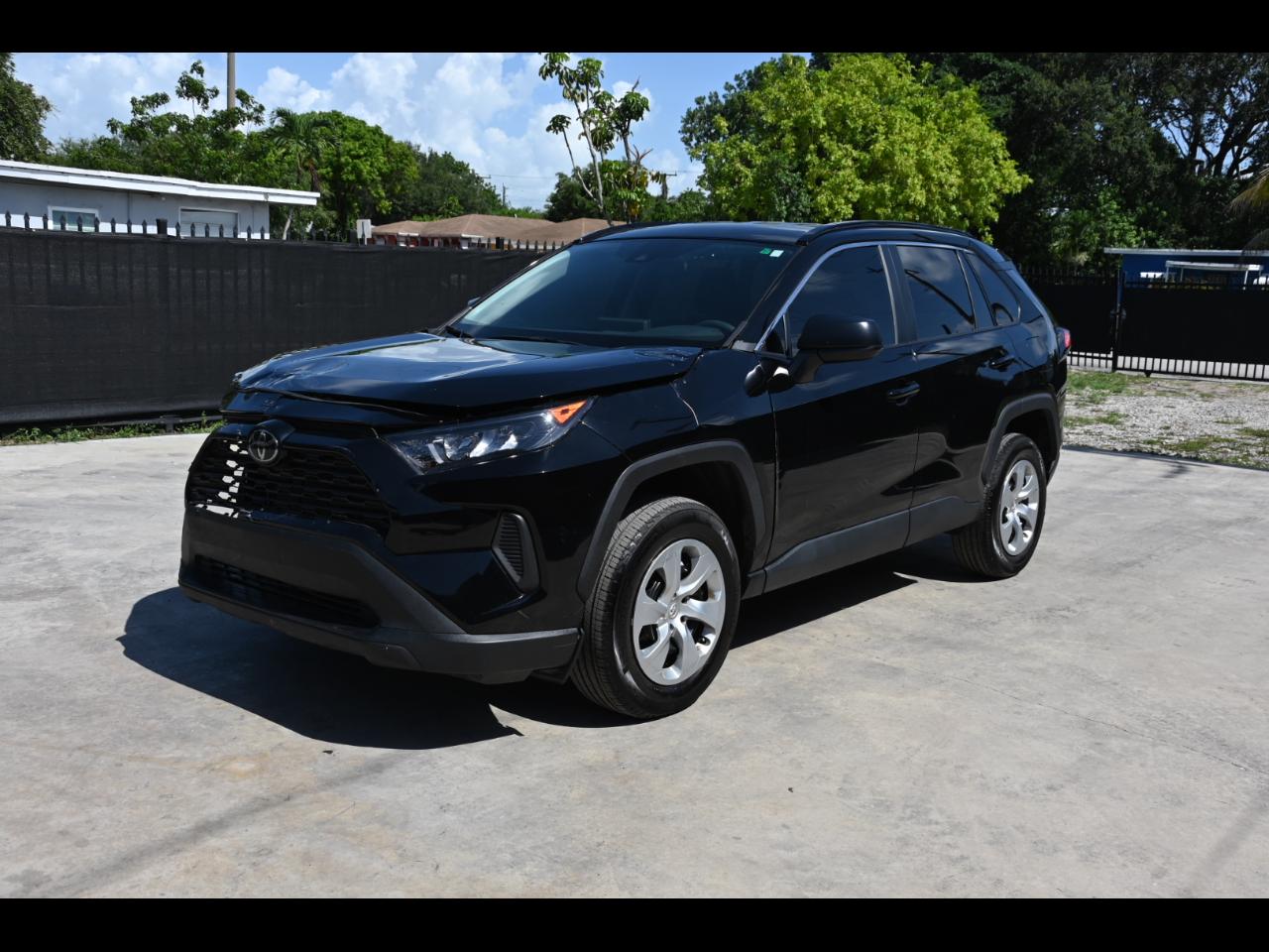 2020 Toyota RAV4 LE Sport Utility 4D