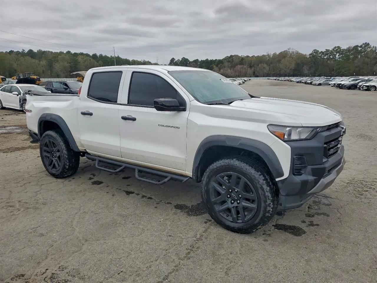 2024 Chevrolet Colorado Trail Boss Pickup 4D 5 ft