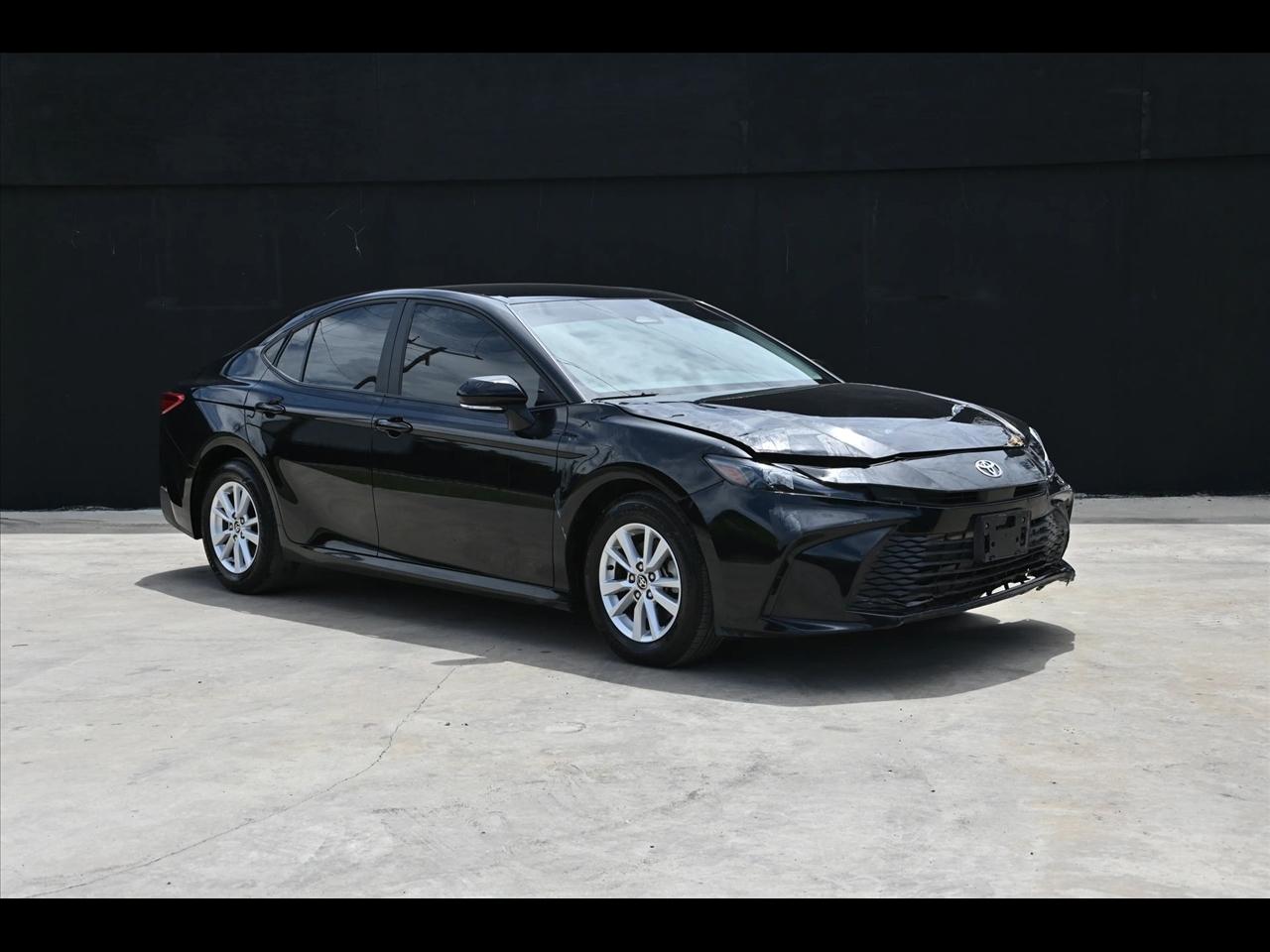 2025 Toyota Camry Hybrid LE Sedan 4D