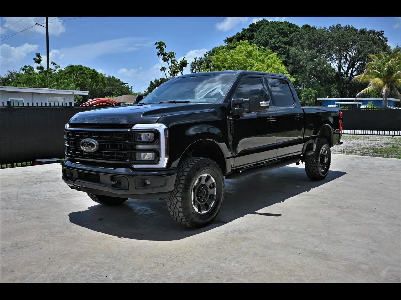 2024 Ford F-250 SD Lariat Pickup 4D 6 3/4 ft