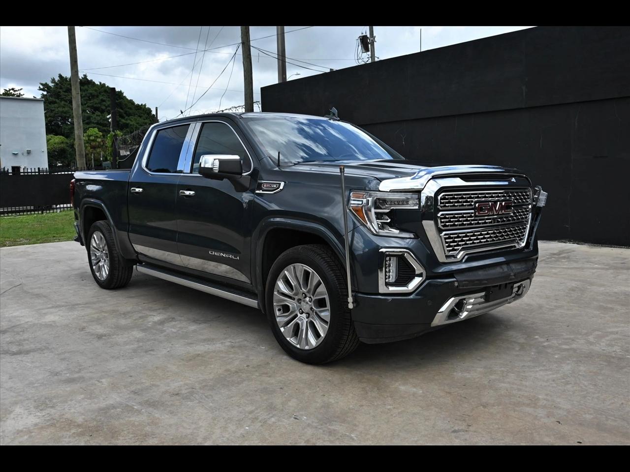 2020 GMC Sierra 1500 Denali Pickup 4D 5 3/4 ft
