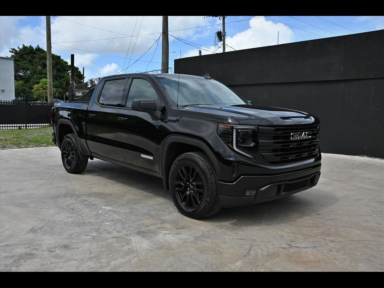 2024 GMC Sierra 1500 Elevation Pickup 4D 5 3/4 ft