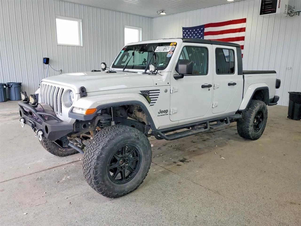 2020 Jeep Gladiator Overland Pickup 4D 5 ft