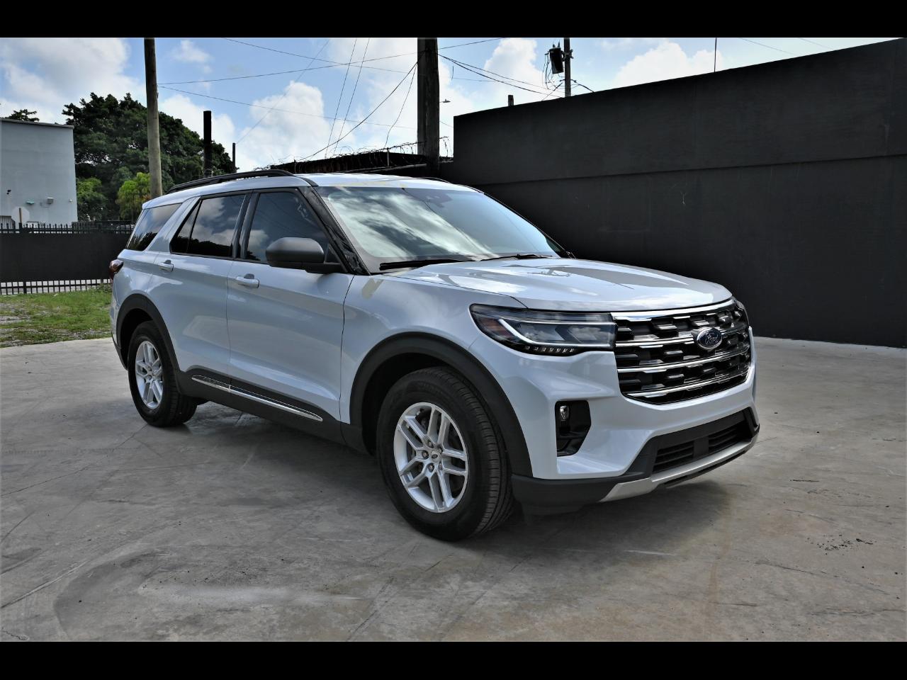 2025 Ford Explorer Active Sport Utility 4D