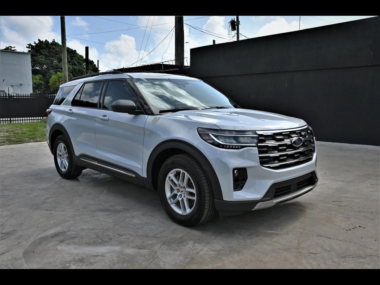 2025 Ford Explorer Active Sport Utility 4D