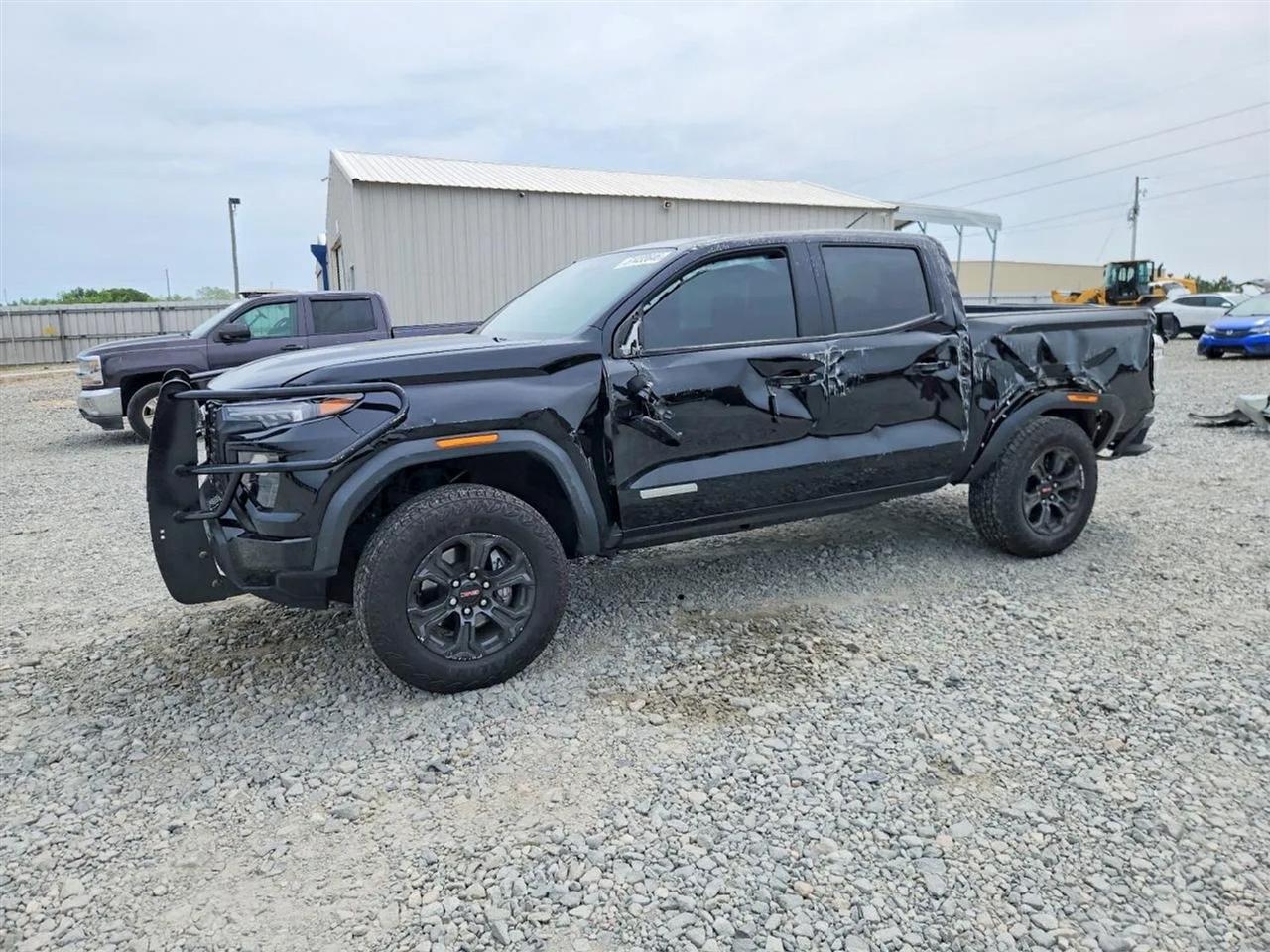 2024 GMC Canyon Elevation Pickup 4D 5 ft