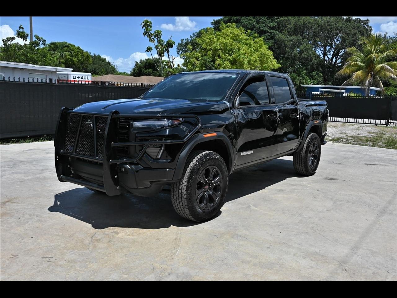 2024 GMC Canyon Elevation Pickup 4D 5 ft
