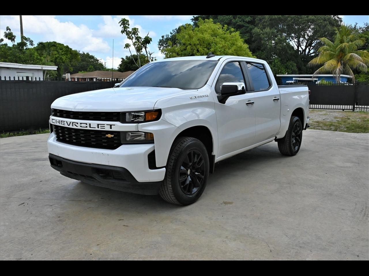 2022 Chevrolet Silverado 1500 Limited Custom Pickup 4D 5 3/4 ft