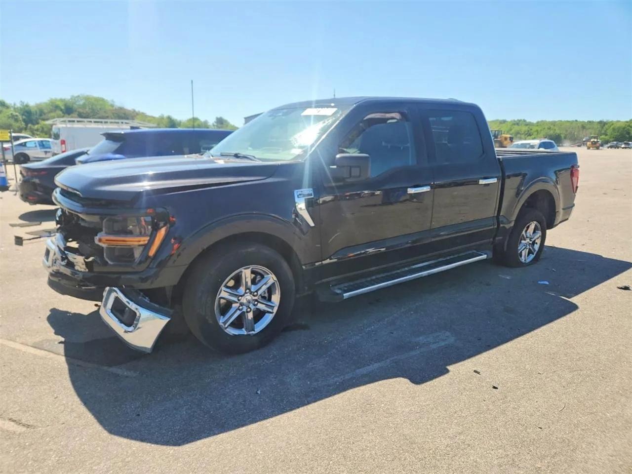 2025 Ford F-150 XLT Pickup 4D 5 1/2 ft
