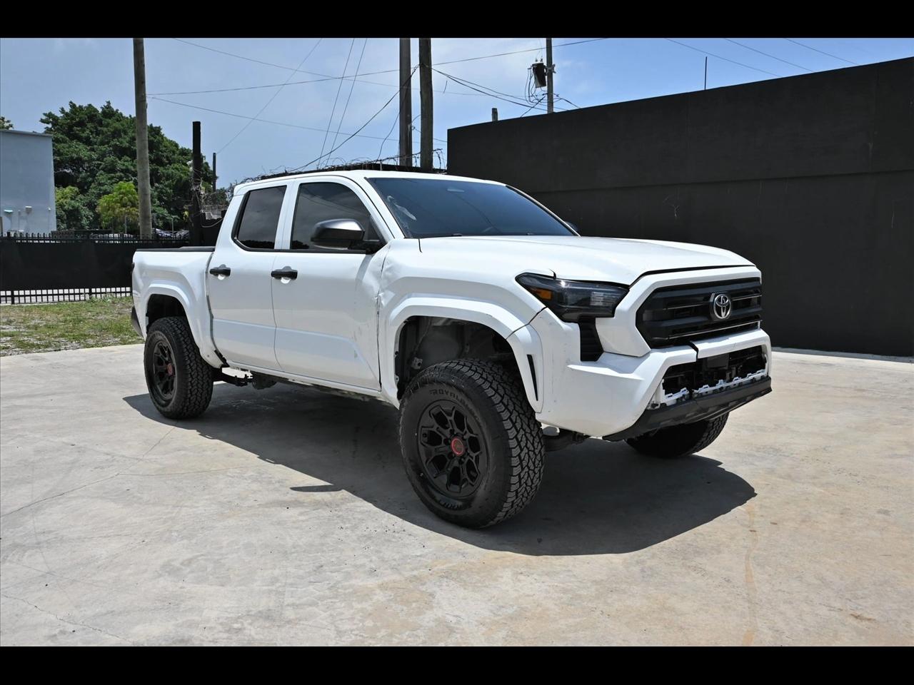 2024 Toyota Tacoma SR Pickup 4D 5 ft