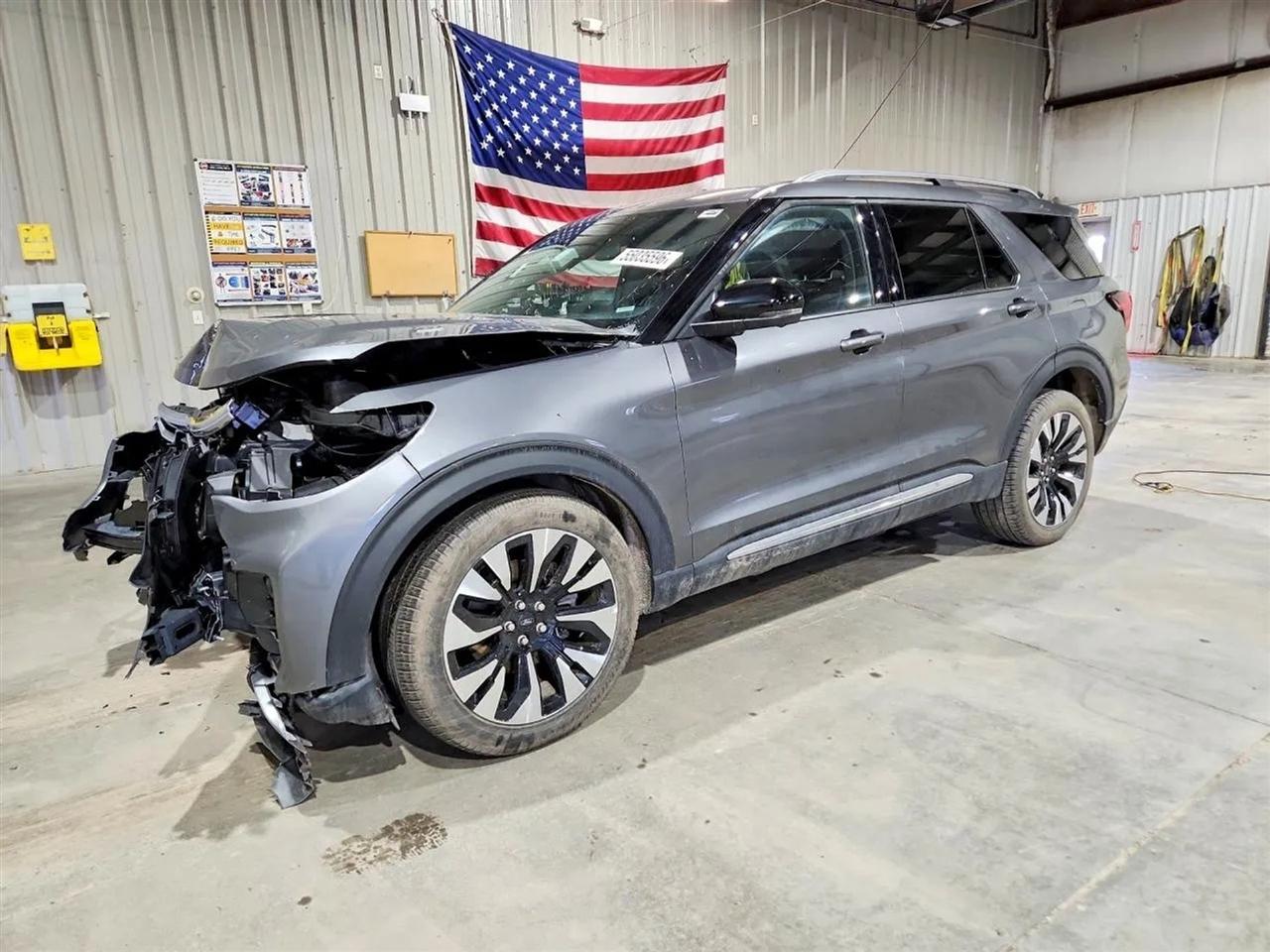 2025 Ford Explorer Platinum Sport Utility 4D