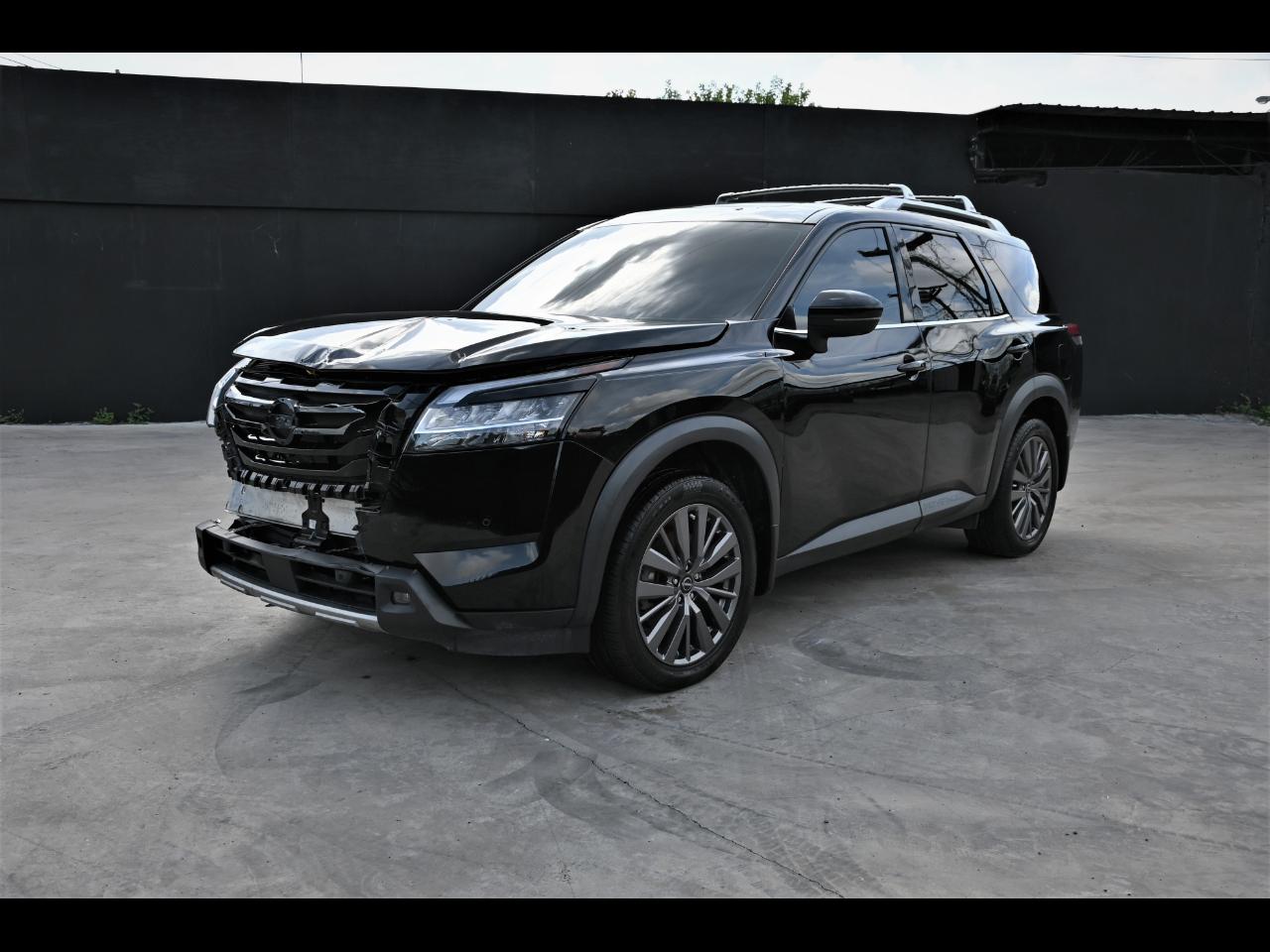 2024 Nissan Pathfinder SL Sport Utility 4D