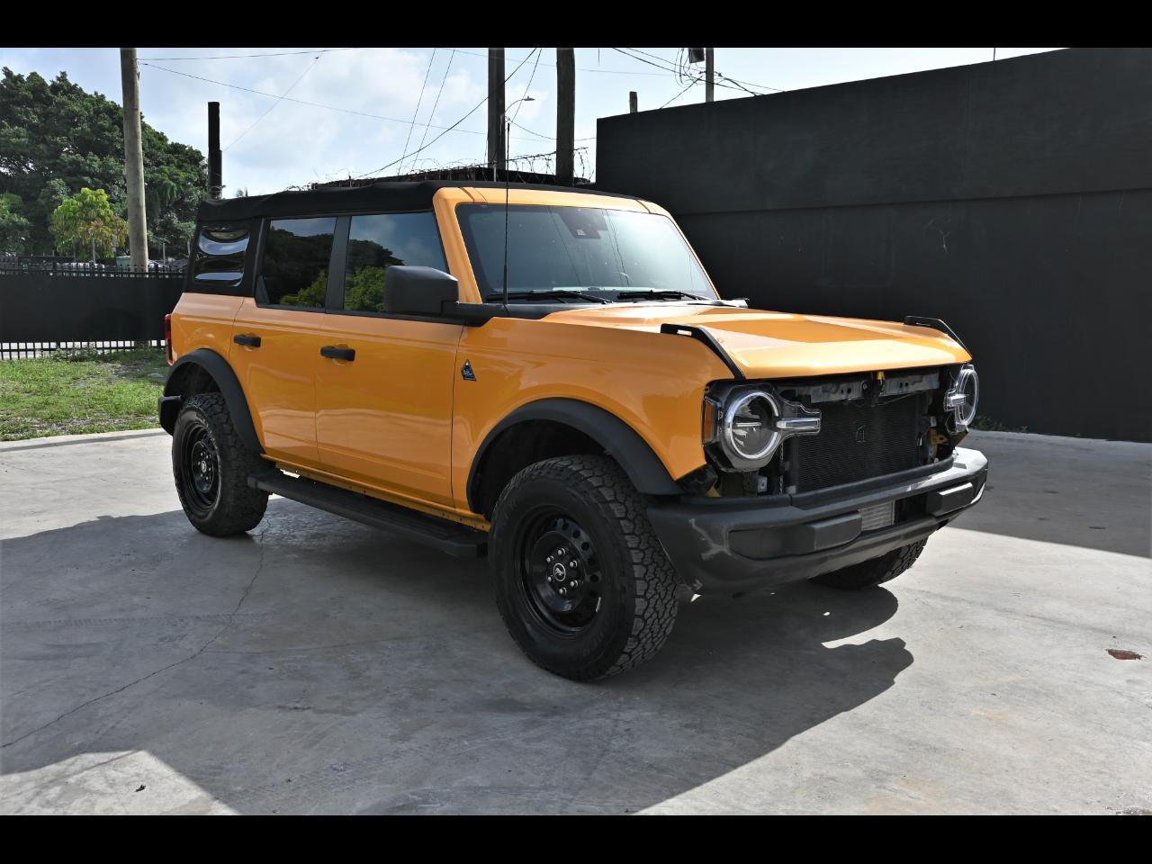 2021 Ford Bronco Black Diamond Sport Utility 4D