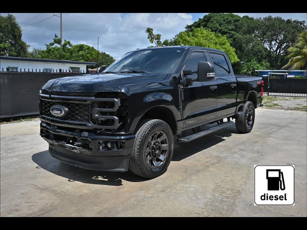 2023 Ford F-250 SD XL Pickup 4D 6 3/4 ft