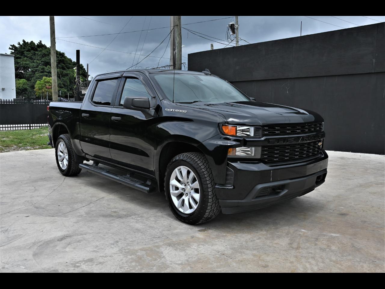 2021 Chevrolet Silverado 1500 Custom Pickup 4D 5 3/4 ft