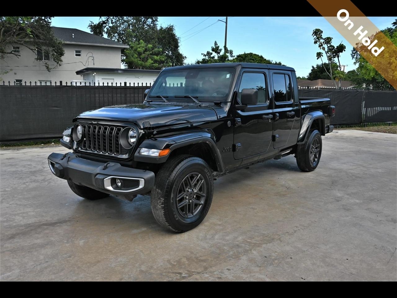 2024 Jeep Gladiator Sport S Pickup 4D 5 ft