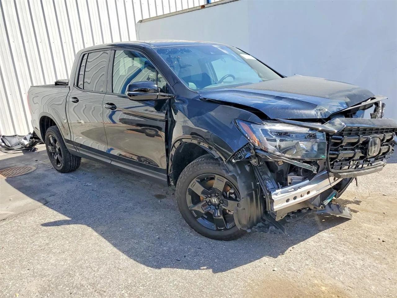 2025 Honda Ridgeline Black Edition Pickup 4D 5 ft