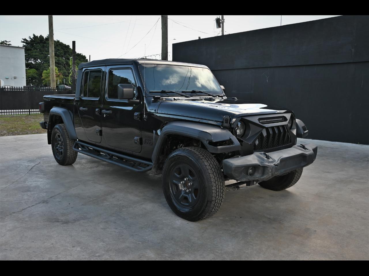 2021 Jeep Gladiator Sport Pickup 4D 5 ft