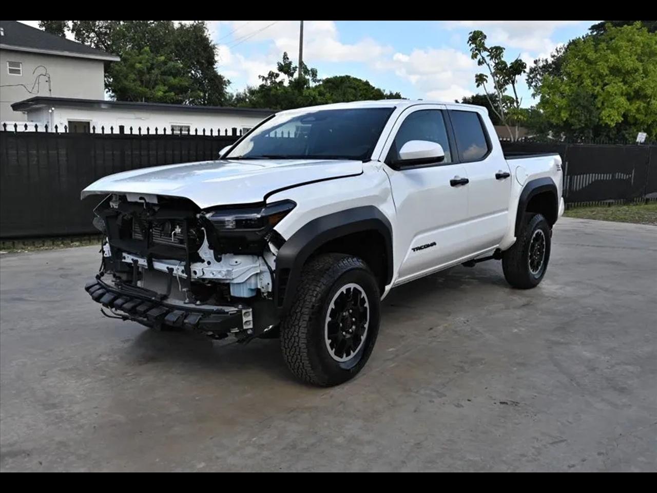 2025 Toyota Tacoma TRD Off-Road Pickup 4D 5 ft