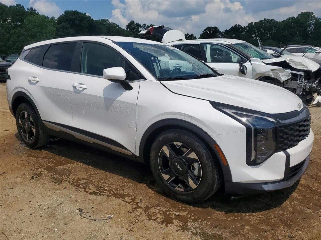 2026 Kia Sportage LX Sport Utility 4D