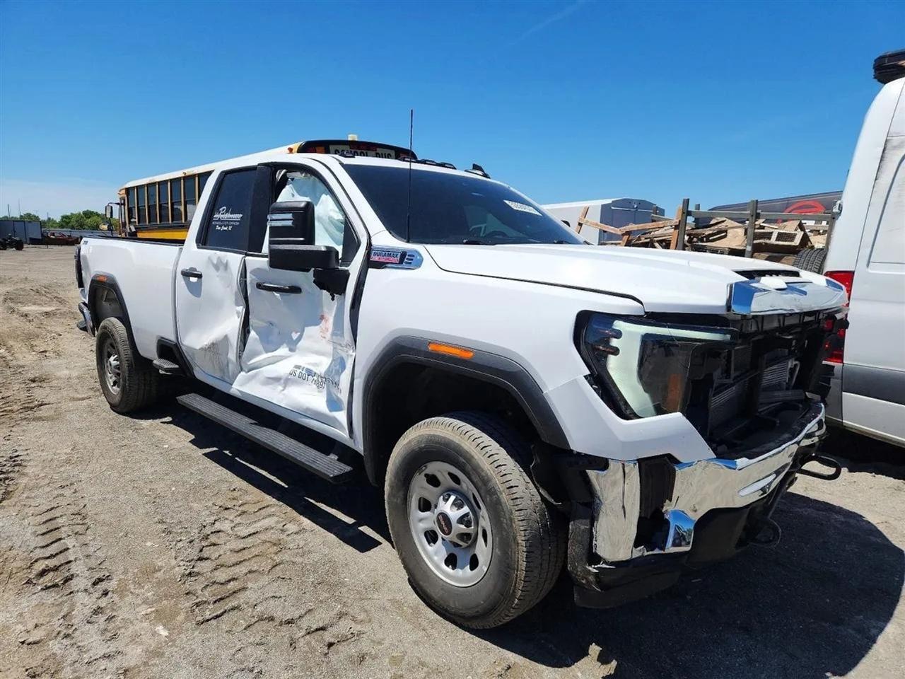 2024 GMC Sierra 3500HD Pro Pickup 4D 8 ft
