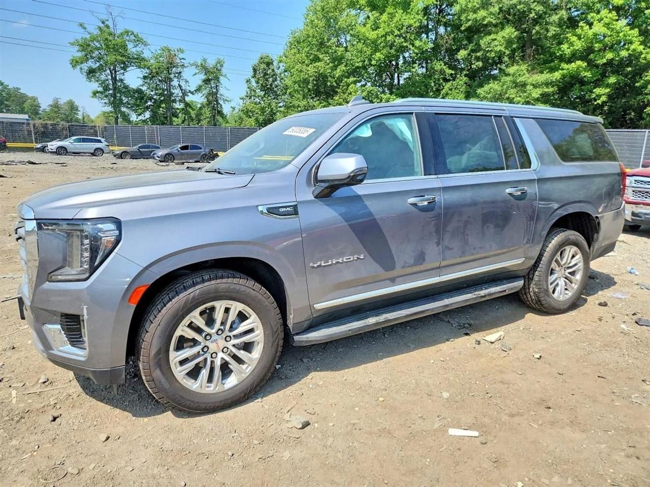 2022 GMC Yukon XL SLT Sport Utility 4D
