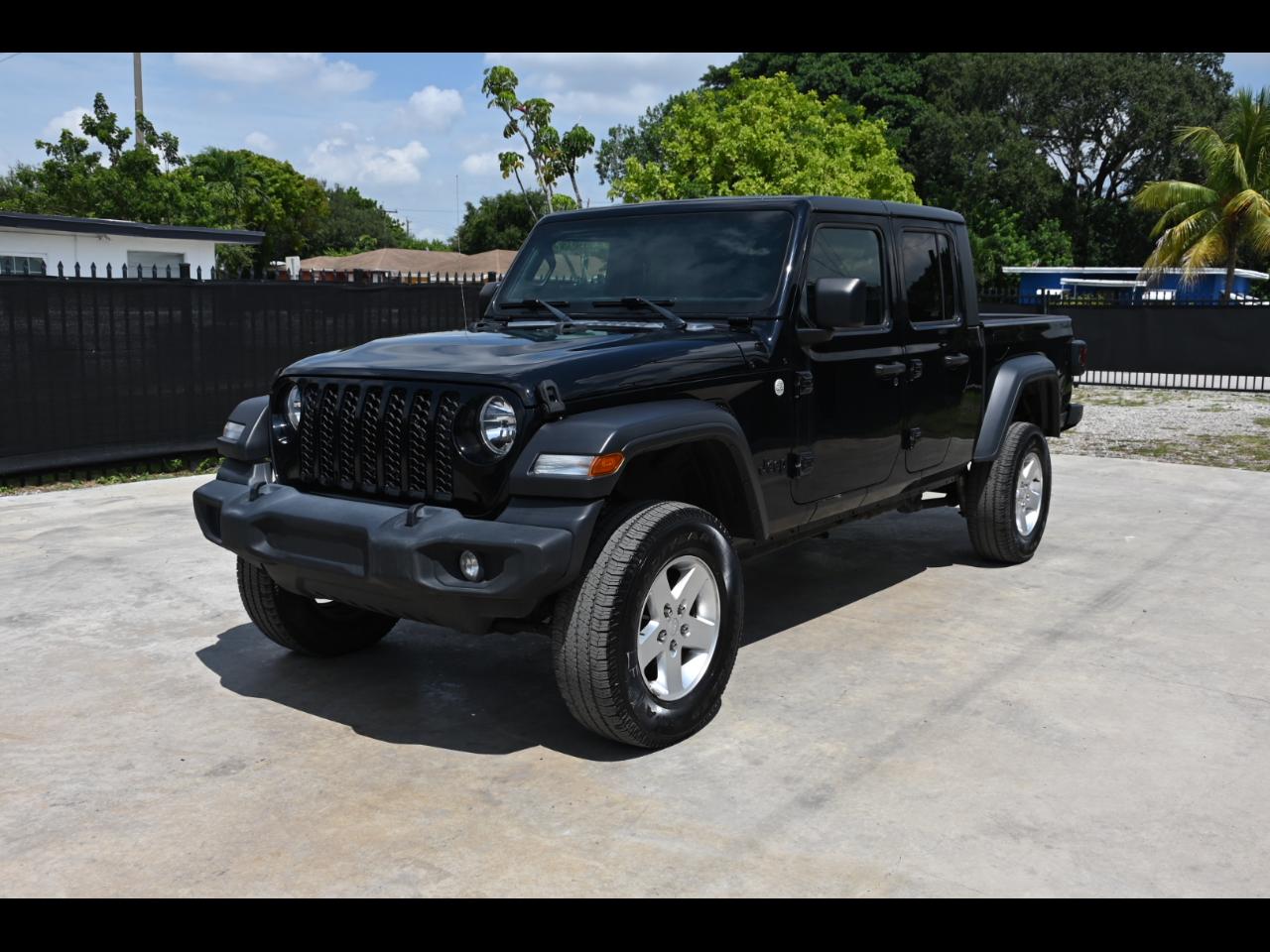 2020 Jeep Gladiator Sport S Pickup 4D 5 ft