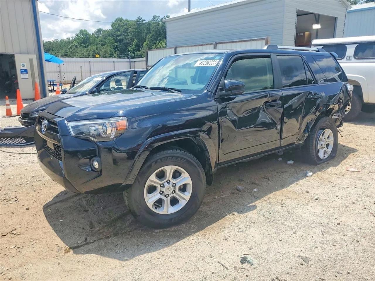 2024 Toyota 4Runner SR5 Sport Utility 4D