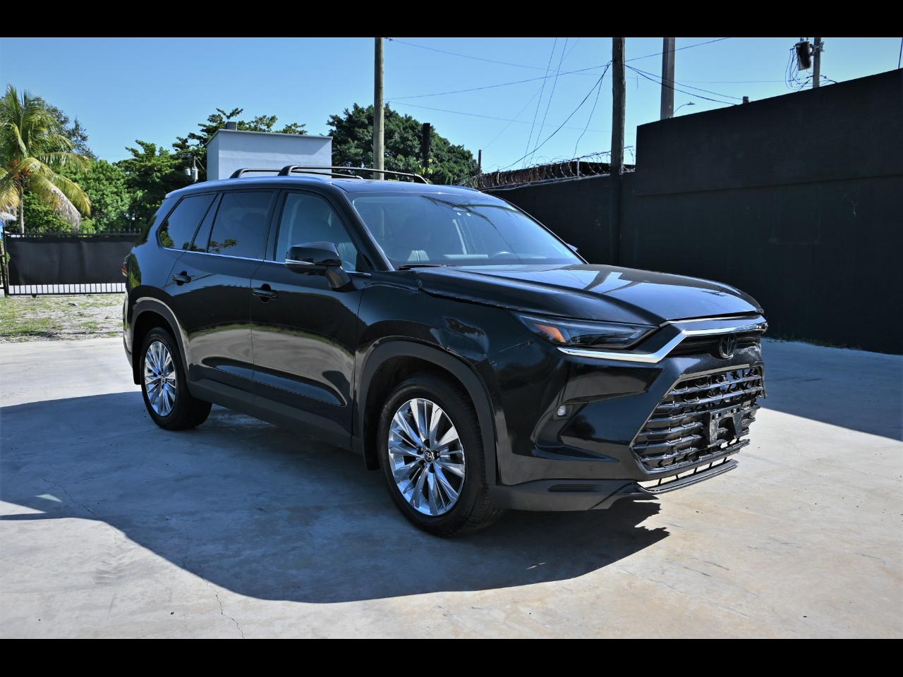 2024 Toyota Grand Highlander Platinum Sport Utility 4D