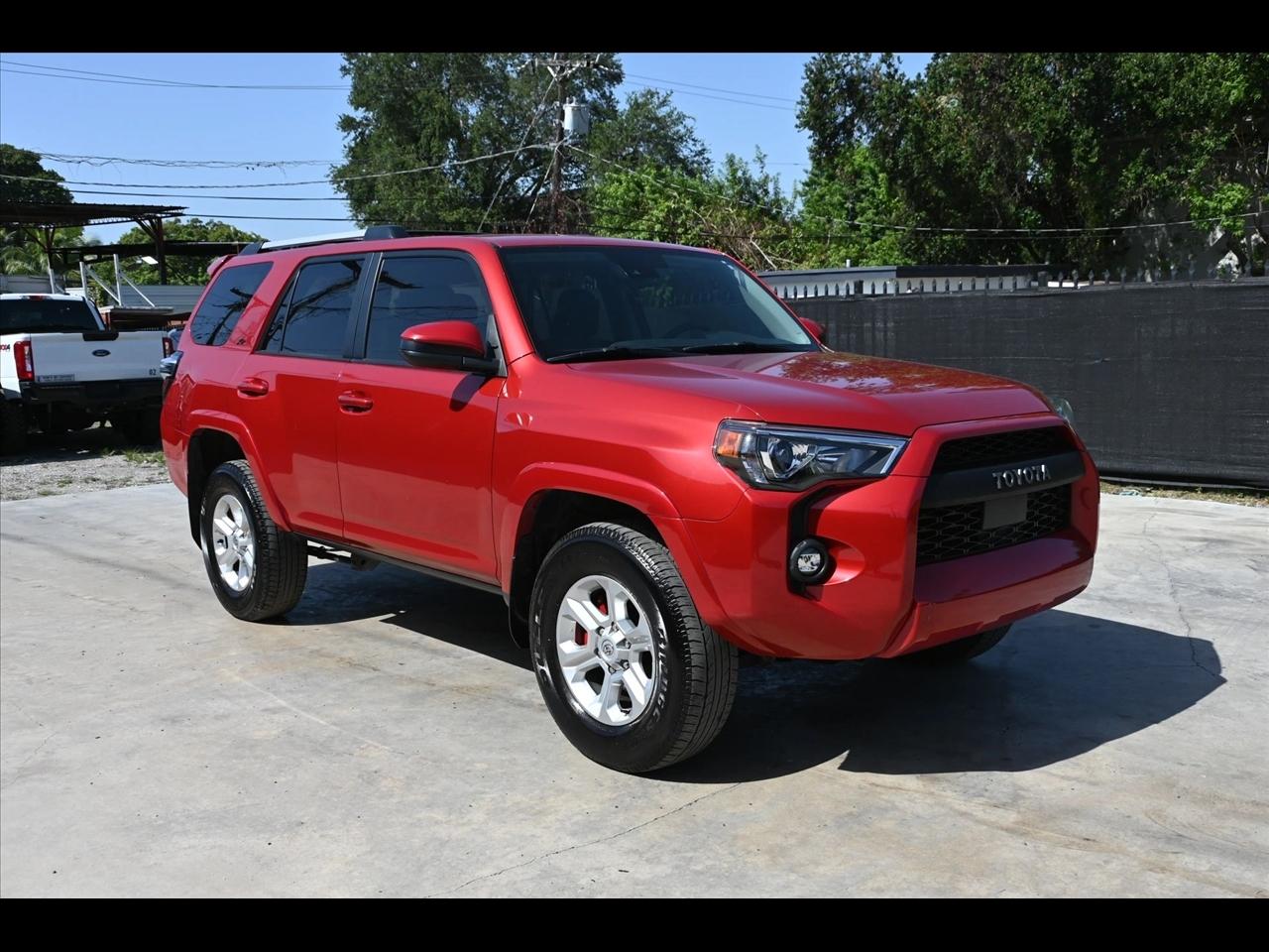 2022 Toyota 4Runner SR5 Sport Utility 4D