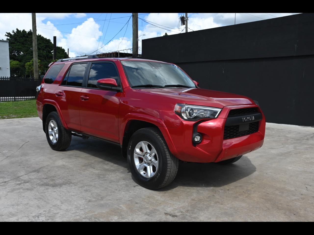 2022 Toyota 4Runner SR5 Sport Utility 4D
