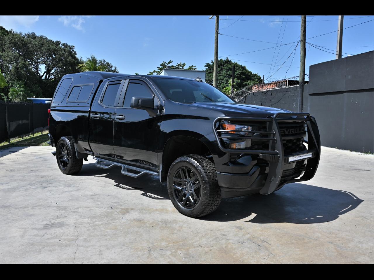 2024 Chevrolet Silverado 1500 Custom Pickup 4D 6 1/2 ft