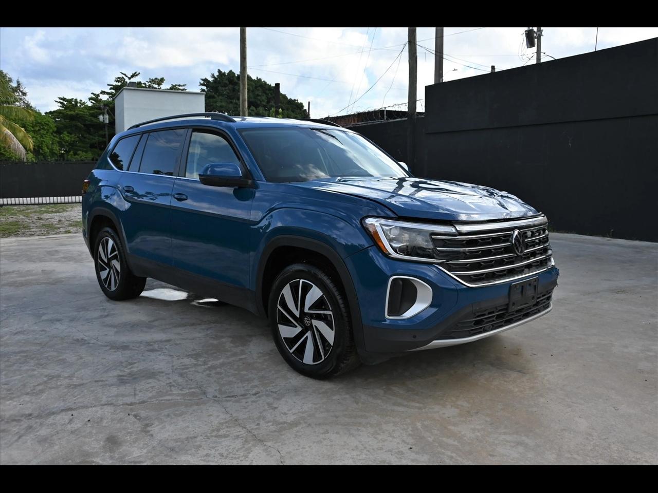2025 Volkswagen Atlas SE w/Tech Pkg Sport Utility 4D