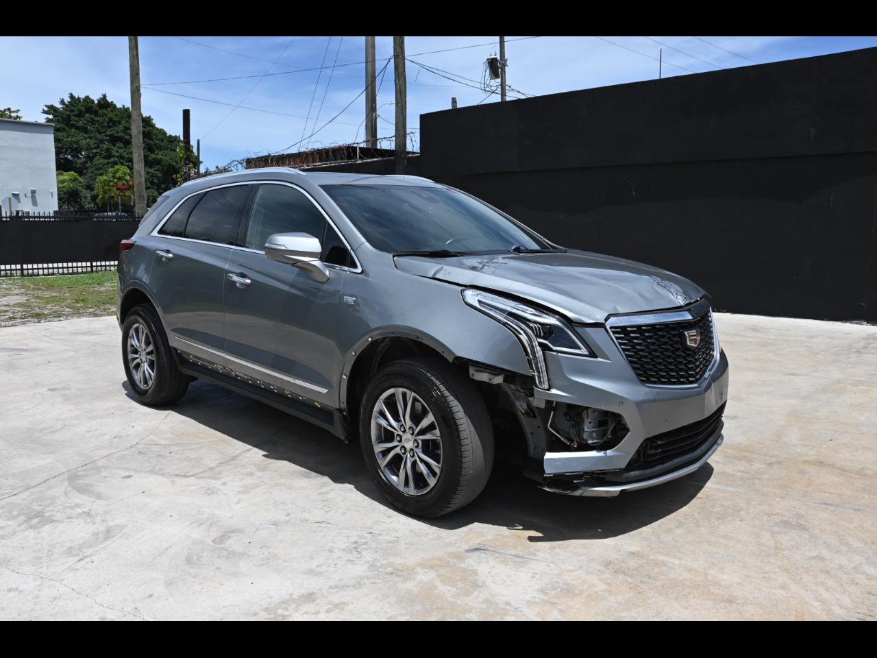 2023 Cadillac XT5 Premium Luxury Sport Utility 4D