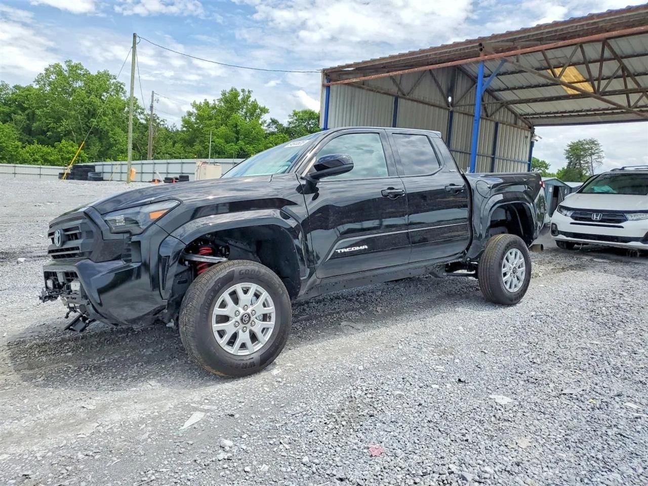 2025 Toyota Tacoma SR5 Pickup 4D 5 ft