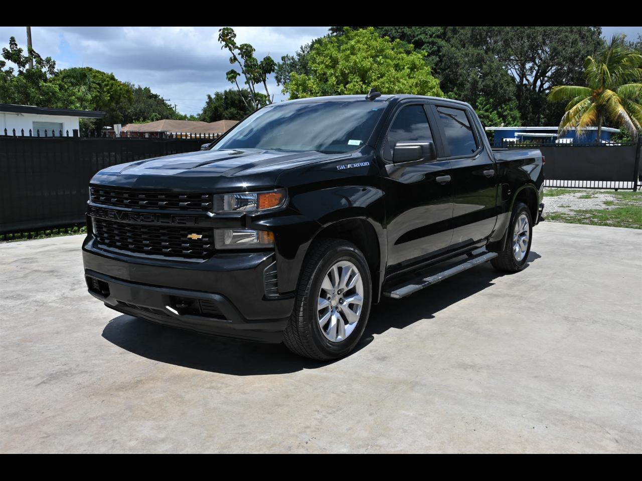 2021 Chevrolet Silverado 1500 Custom Pickup 4D 5 3/4 ft