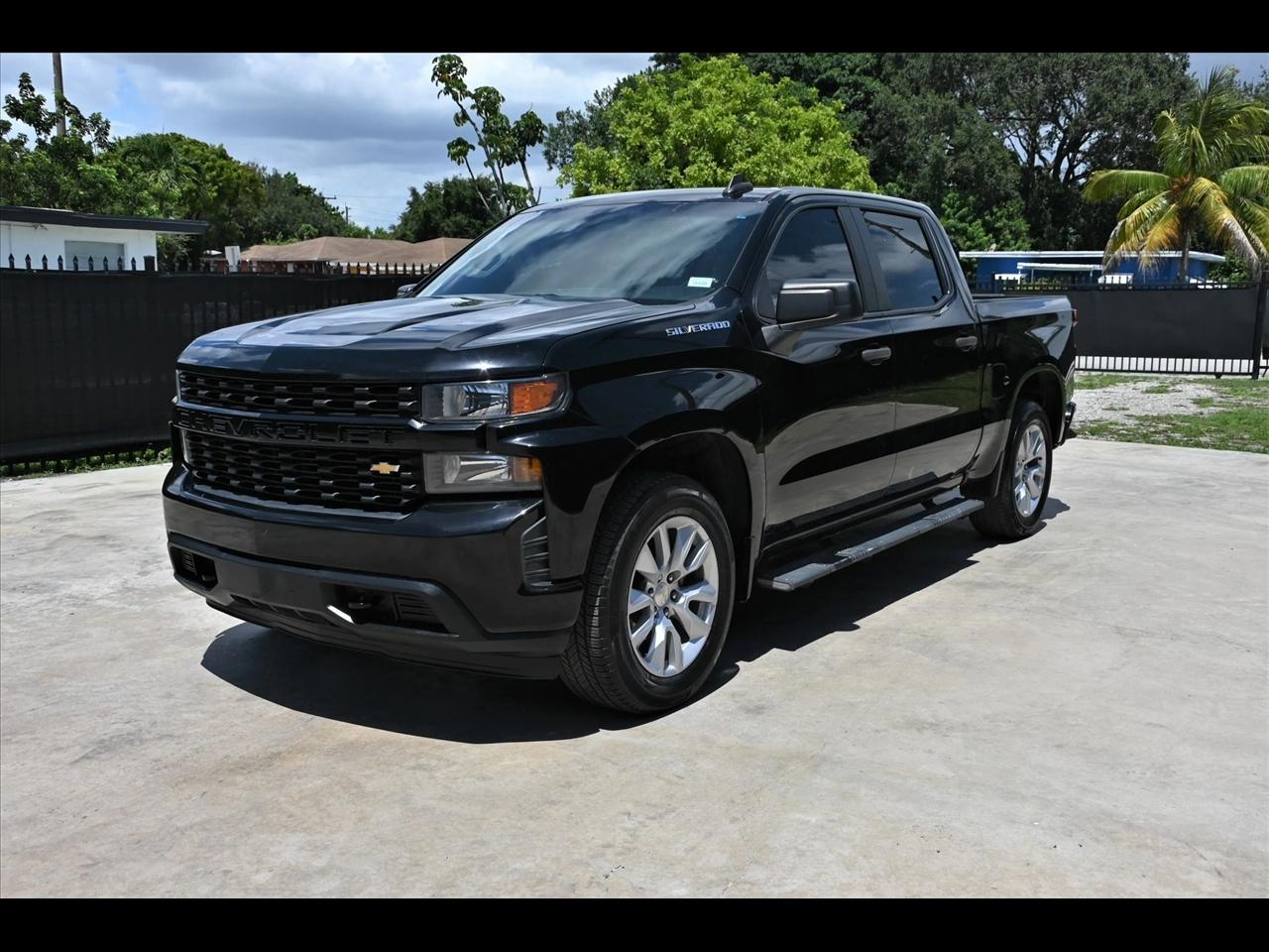 2021 Chevrolet Silverado 1500 Custom Pickup 4D 5 3/4 ft