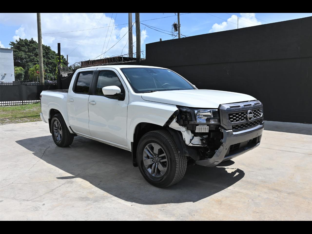 2025 Nissan Frontier SV Pickup 4D 5 ft