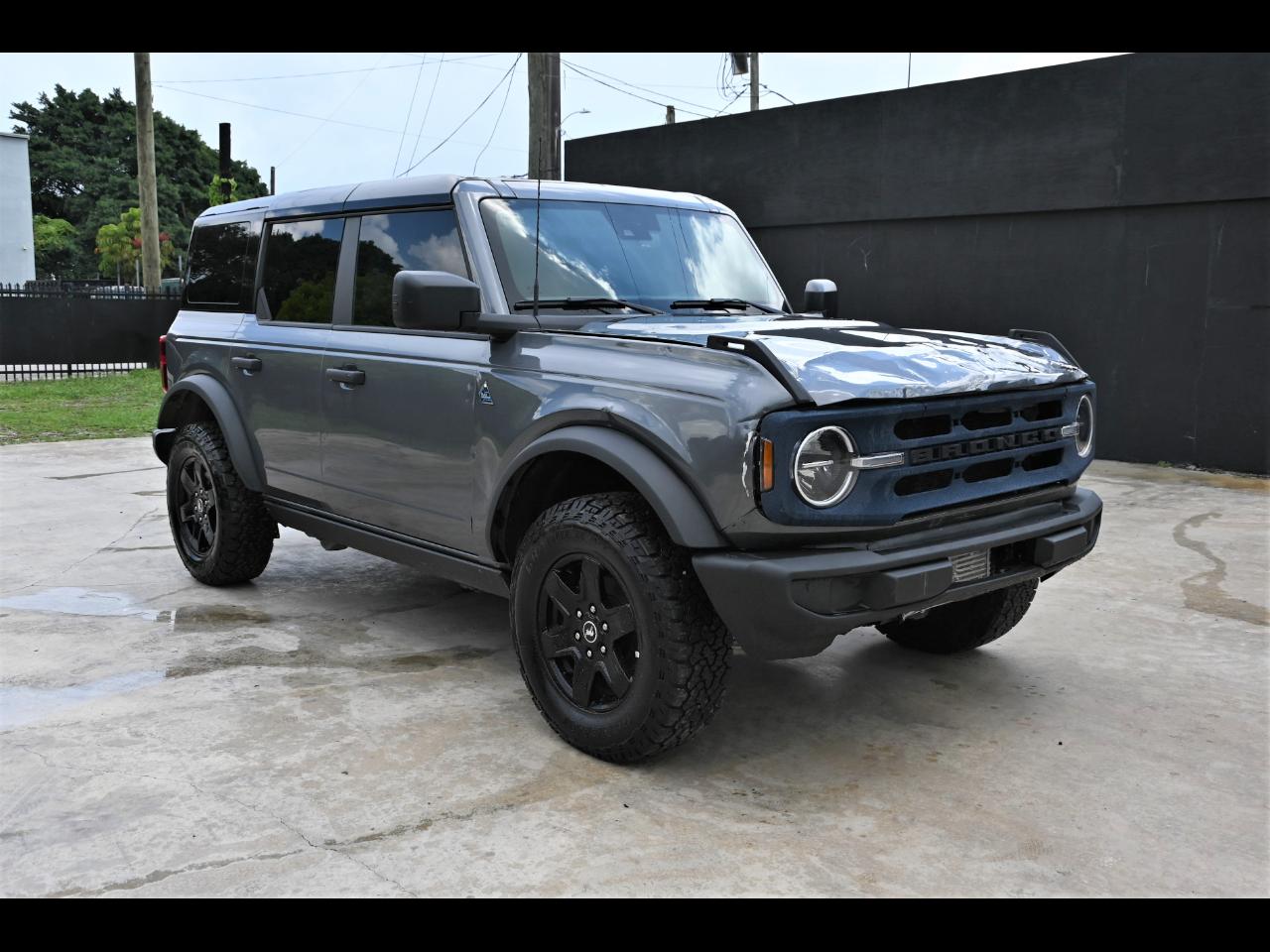2024 Ford Bronco Black Diamond Sport Utility 4D