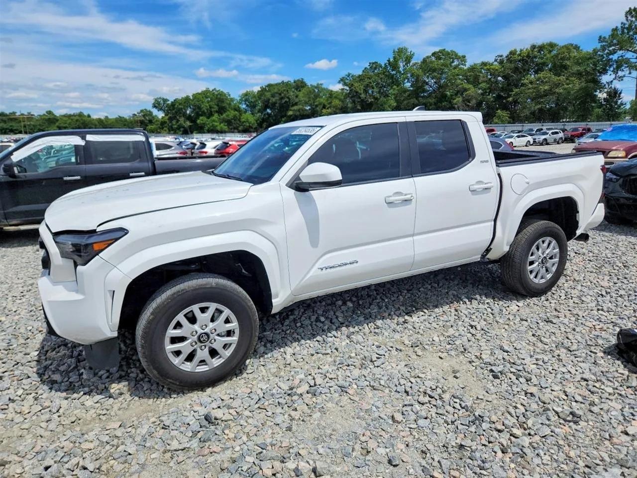 2024 Toyota Tacoma SR5 Pickup 4D 5 ft