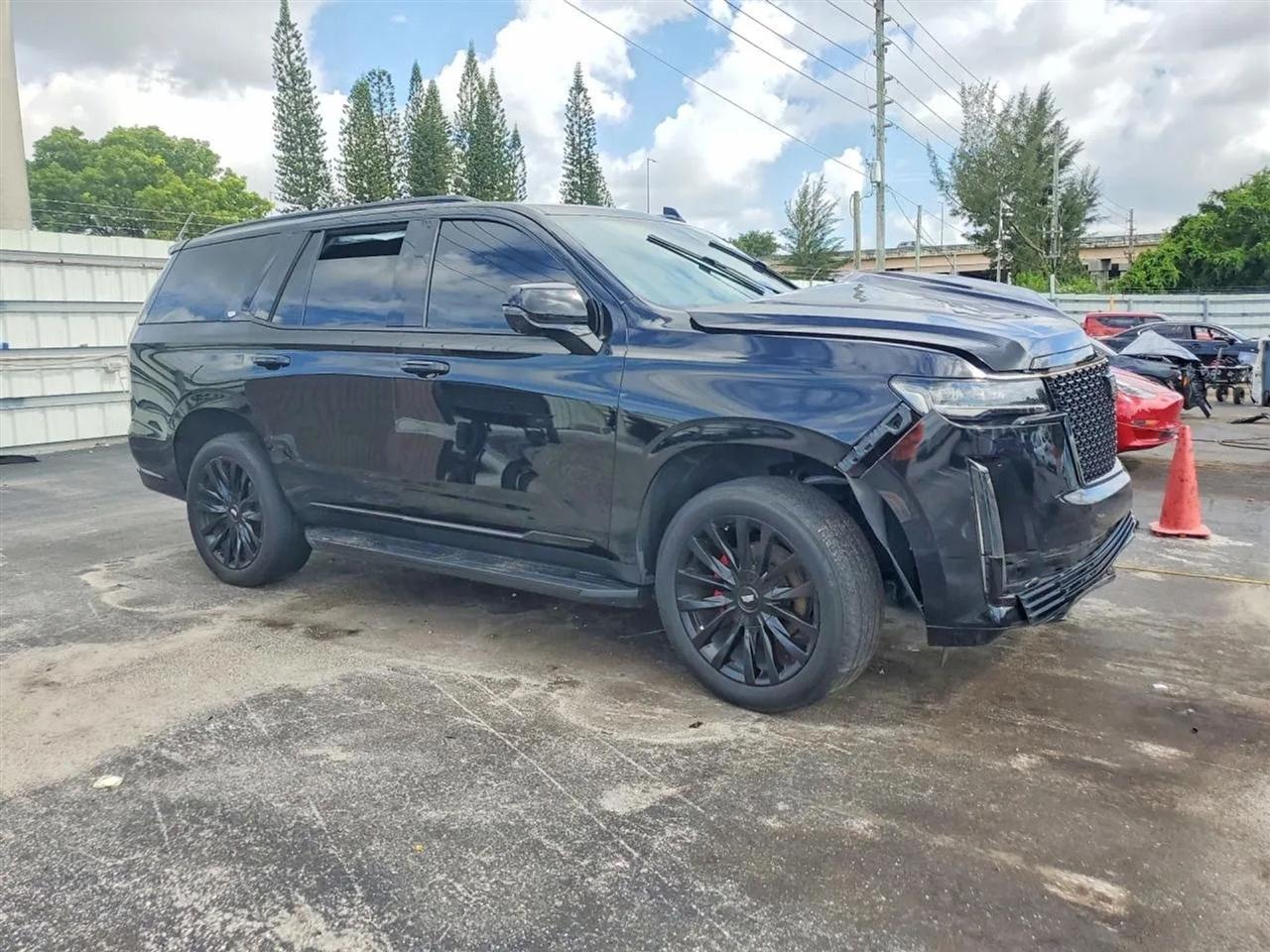 2023 Cadillac Escalade Luxury Sport Utility 4D