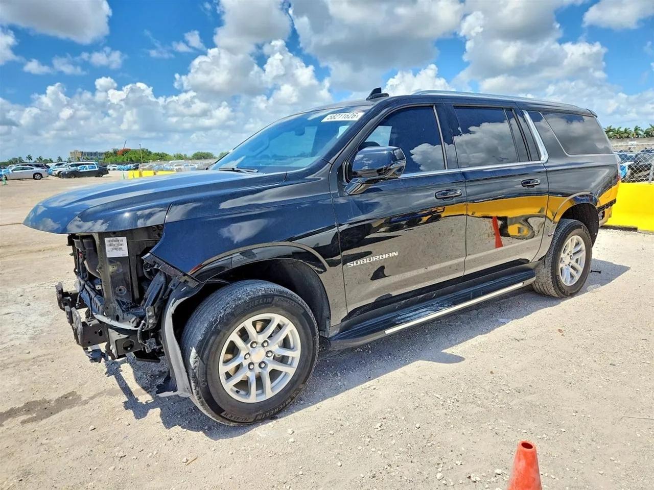 2023 Chevrolet Suburban LT Sport Utility 4D
