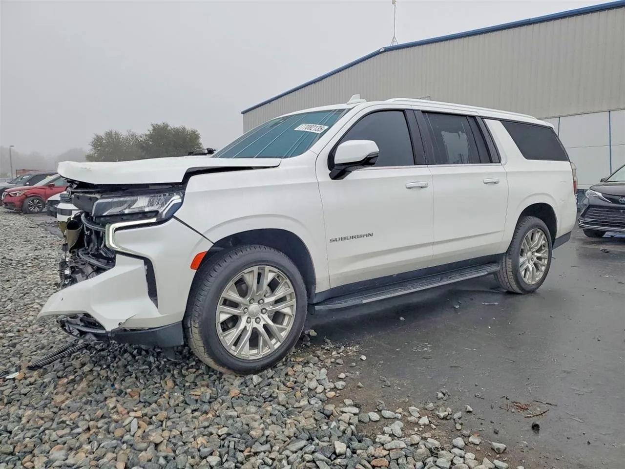 2021 Chevrolet Suburban LT Sport Utility 4D